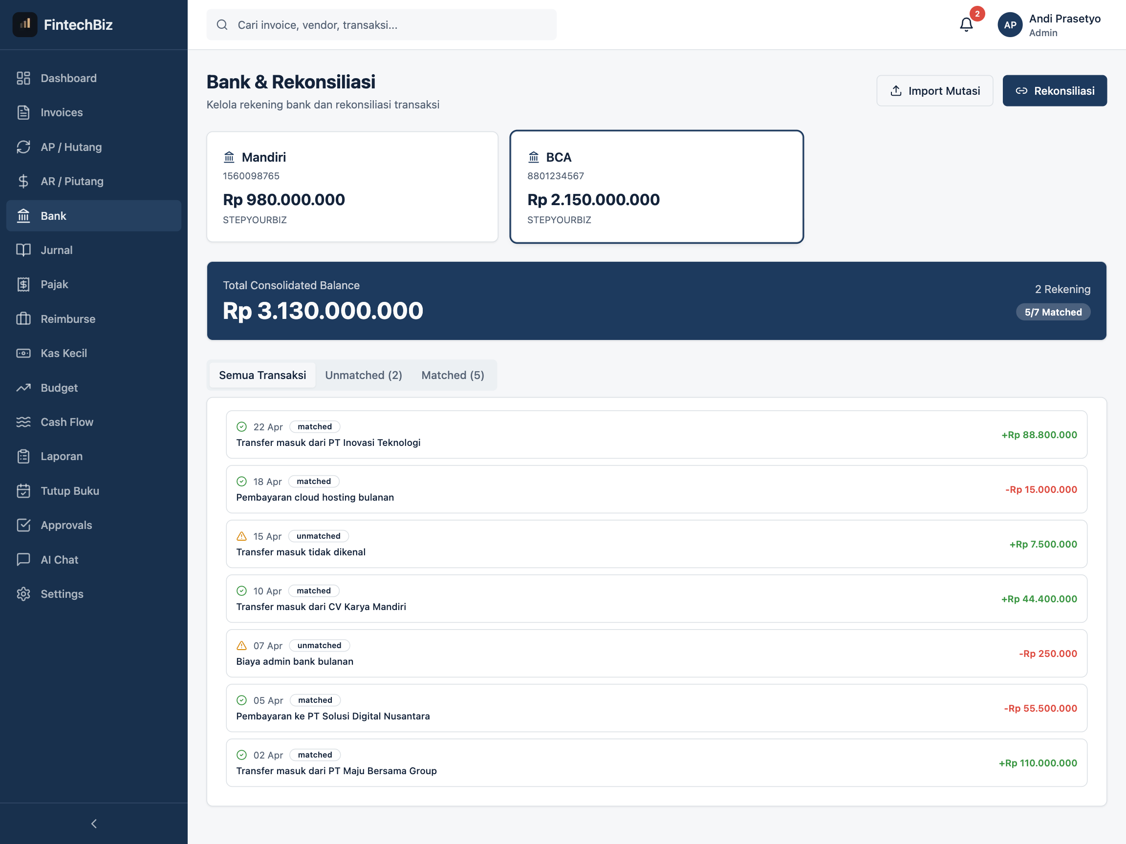 Rekonsiliasi Bank - Auto-matching transaksi bank dengan catatan internal.